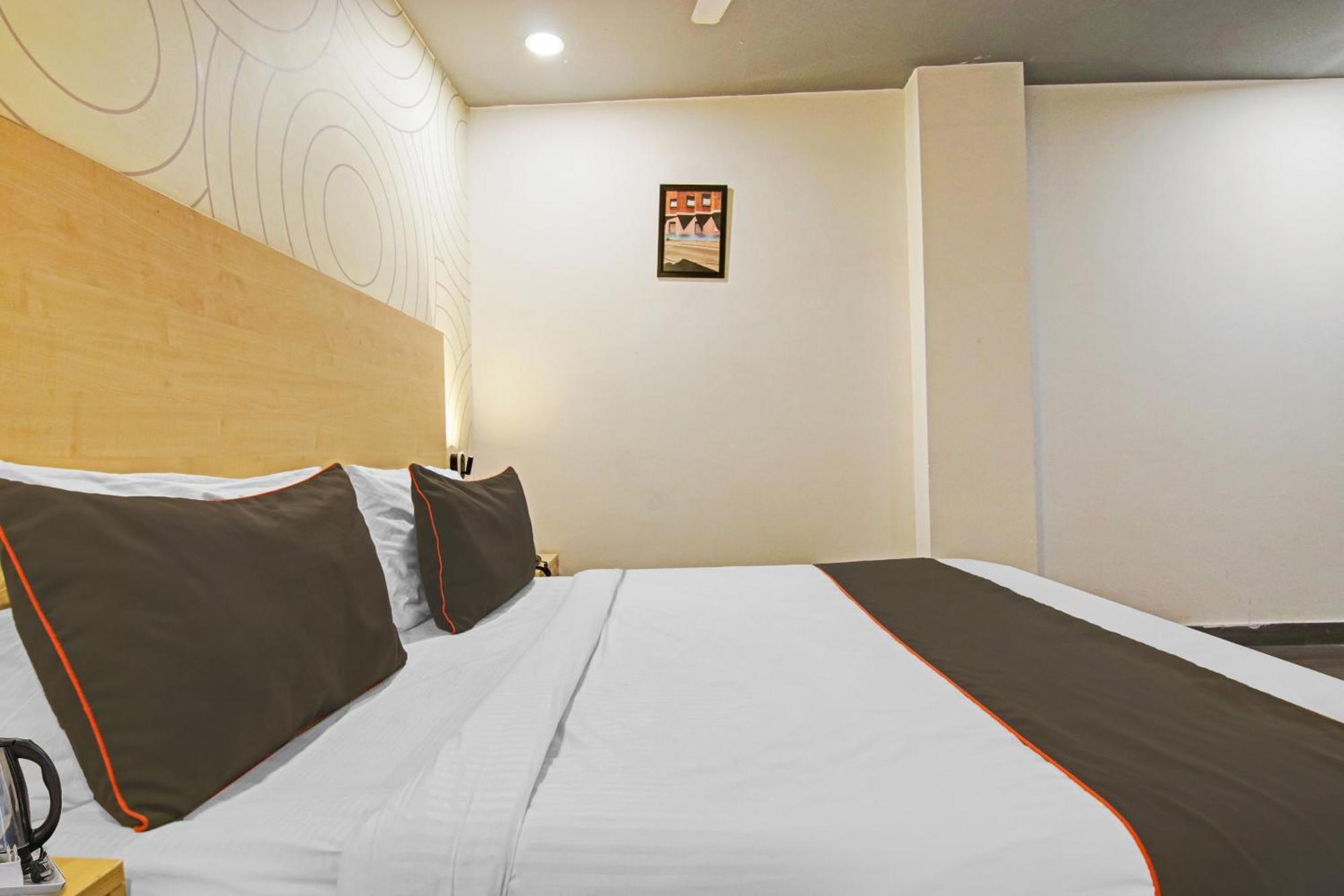Hotel Collection O Slf Mall Sector 30 Faridabad Exteriér fotografie
