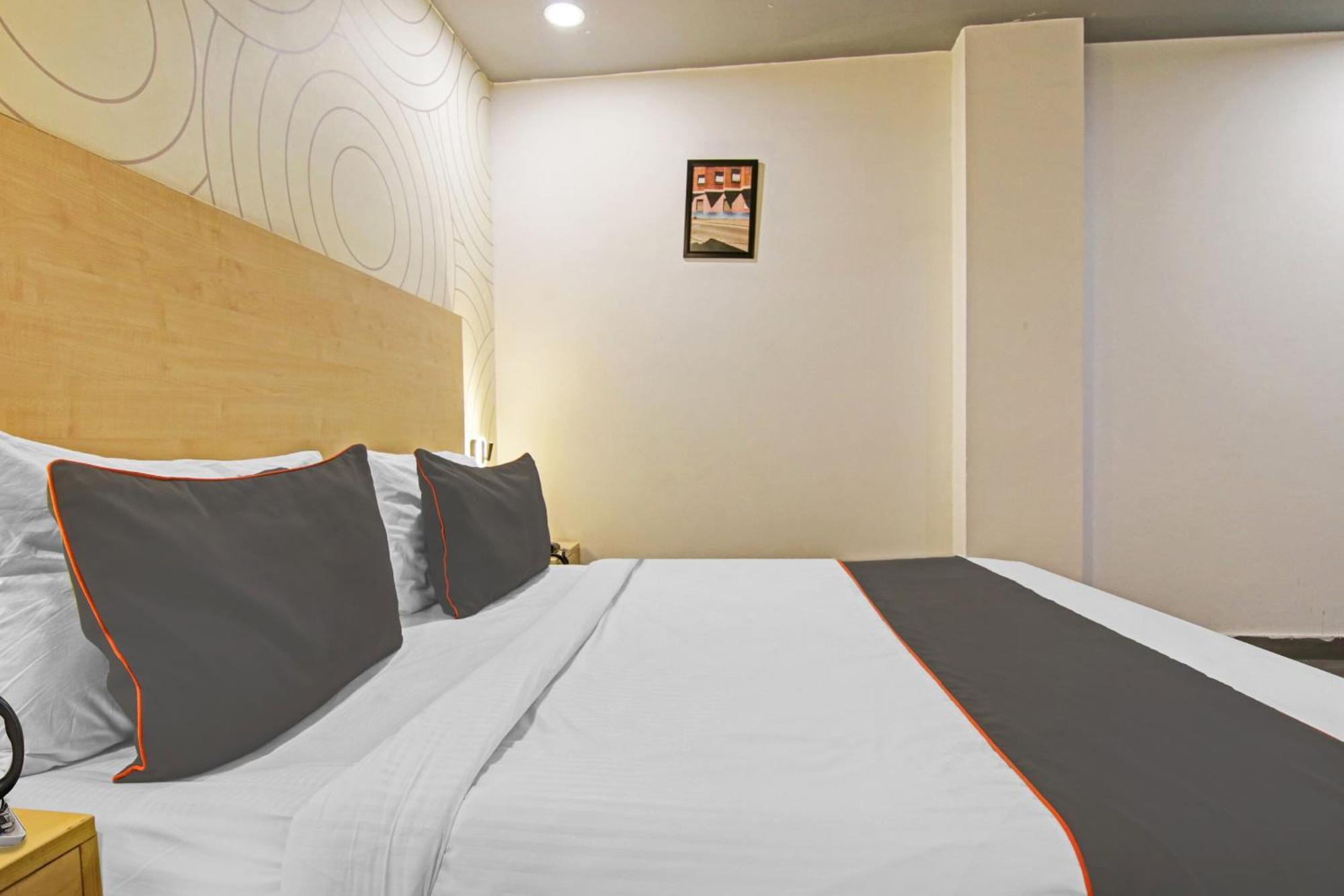 Hotel Collection O Slf Mall Sector 30 Faridabad Exteriér fotografie